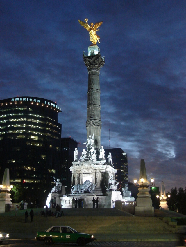 Angel_Monumento_a_la_Independencia